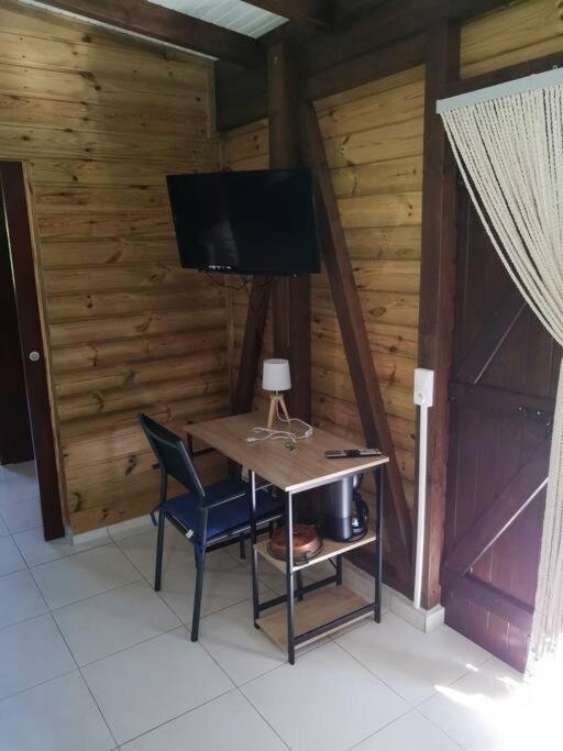 Blue Marlin Bungalow Neuf 4 Personnes Bouillante Esterno foto